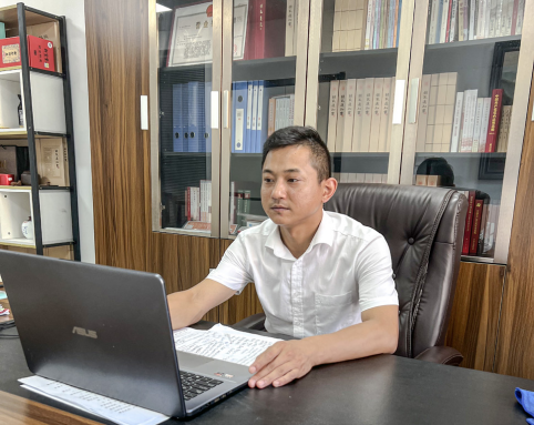 秘书长魏曦铭